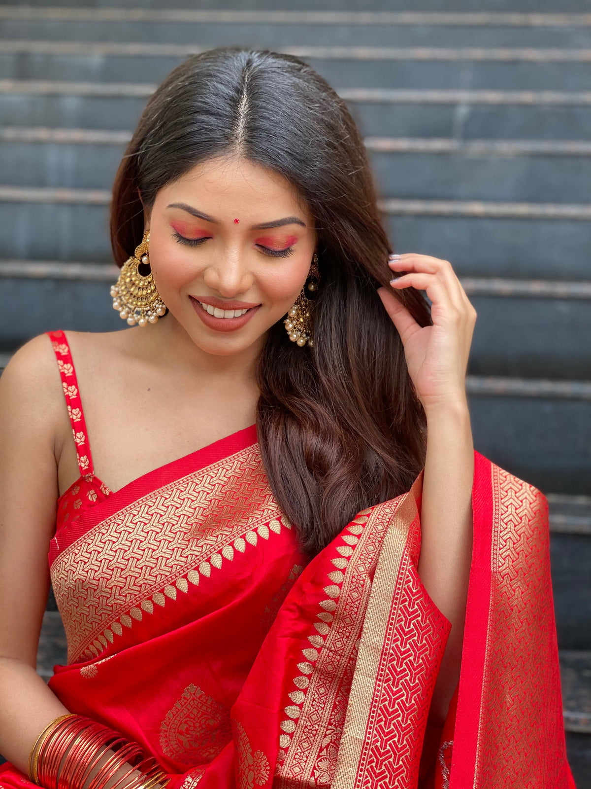 Red and Pink Color Zari Golden Weaving Rich Saree