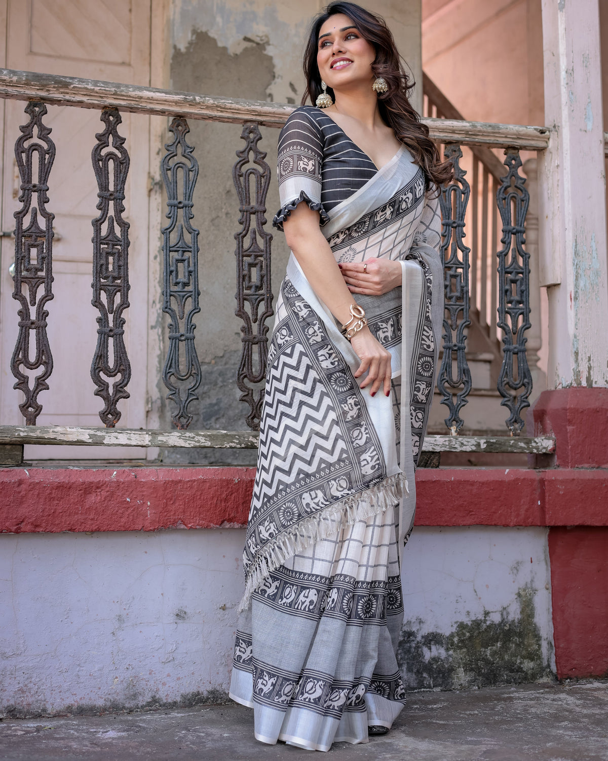 Cream & Black Floral Printed Tissue Silk Saree