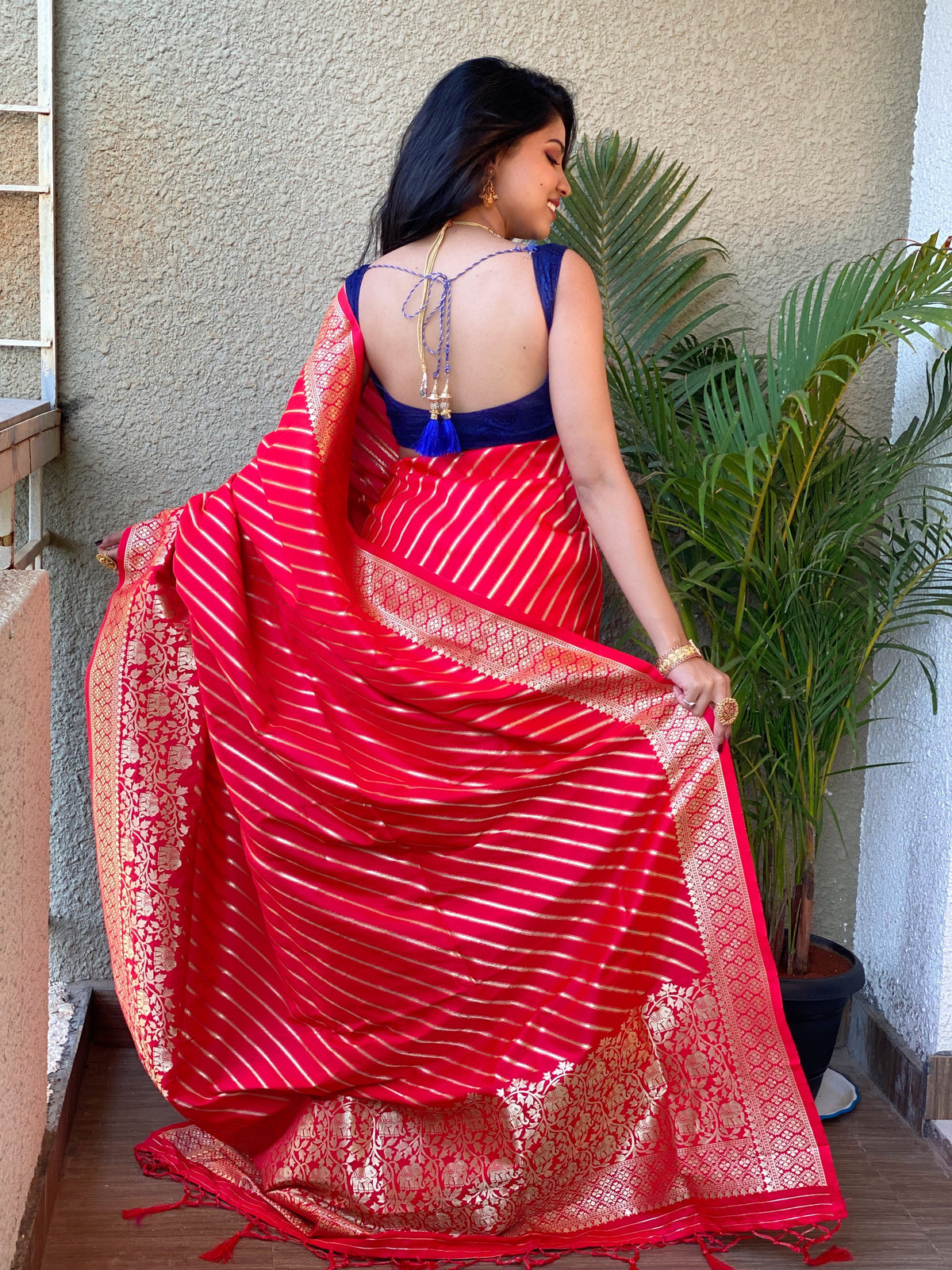 Red and Pink Color Zari Golden Weaving Rich Saree
