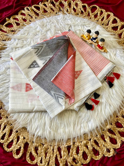 White Bengali Cotton Triangle Weave Saree