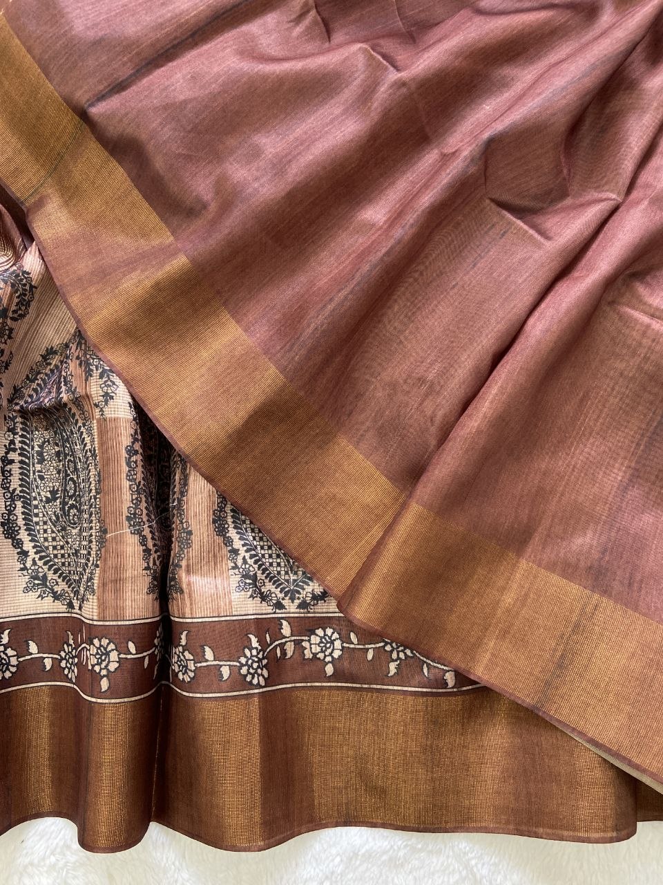 Copper Brown Tussar Silk Paisley Print Saree