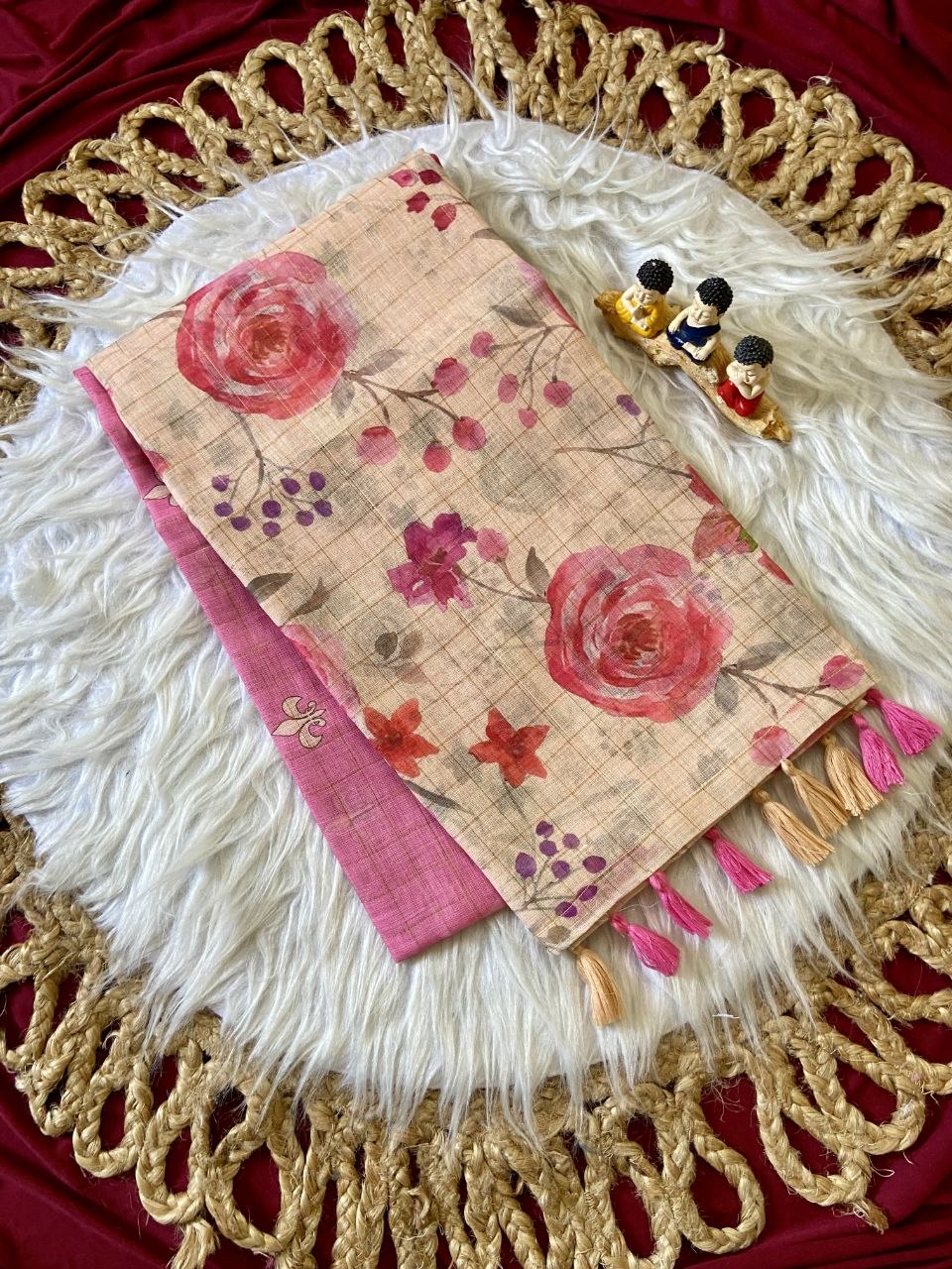 Pink Linen Rose Print Saree with Zari Border
