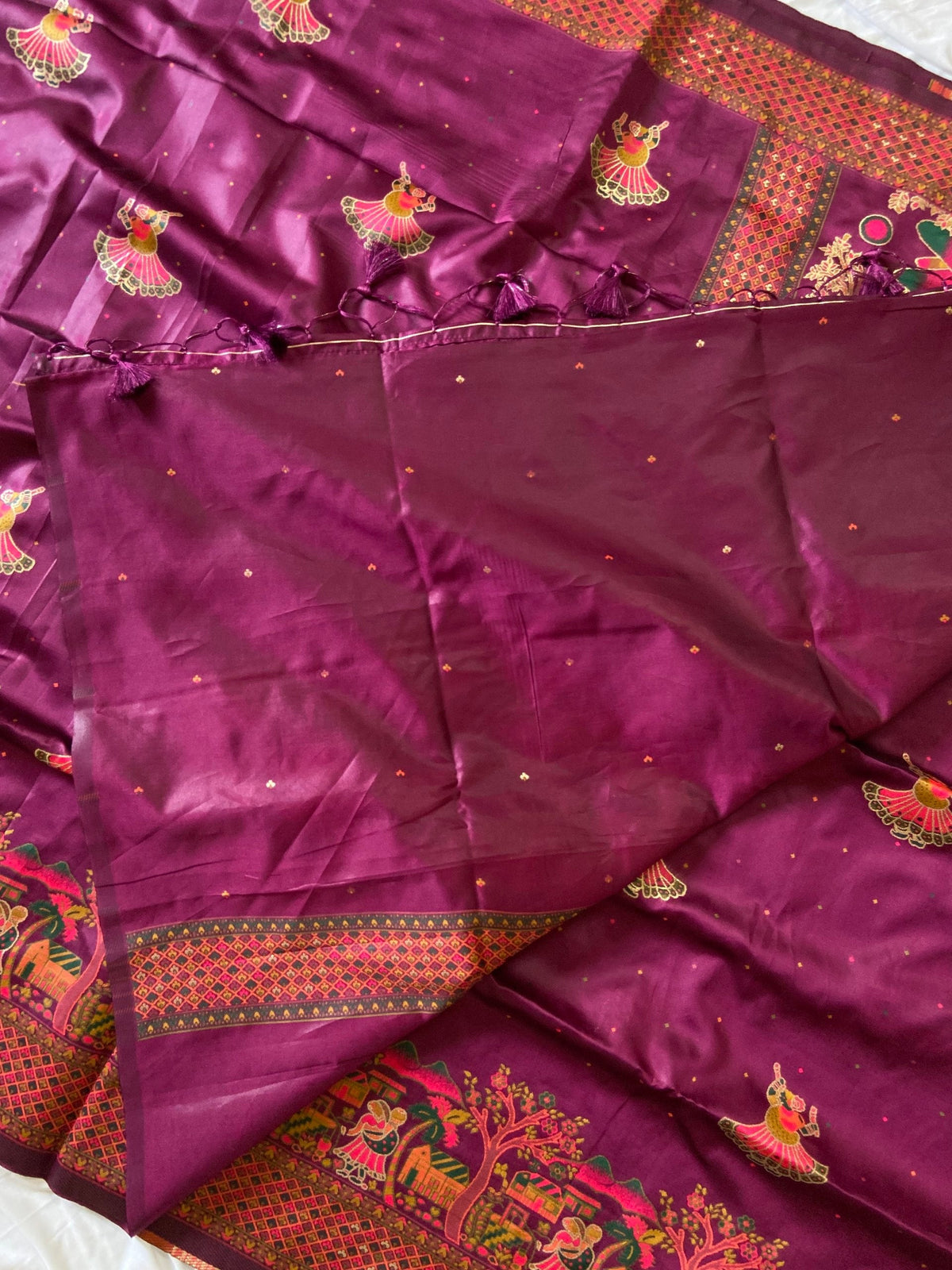 Magenta Pashmina Silk Zari Woven Saree