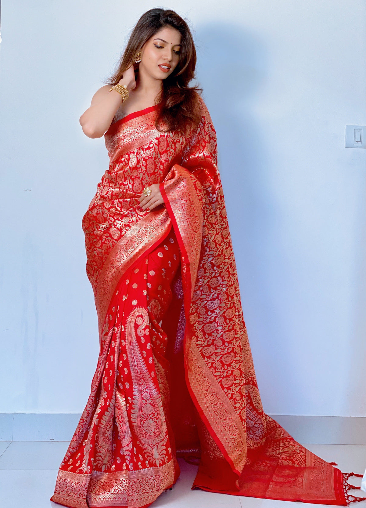 Red color Zari Golden Weaving Rich Saree