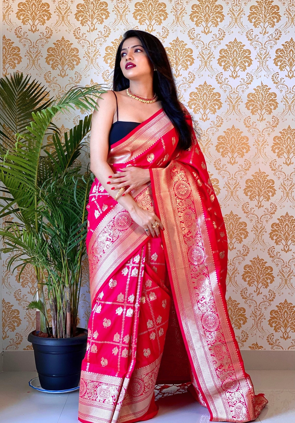 Pink Color Zari Golden Weaving Rich Saree